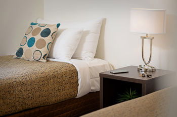 Apartments @ Glen Waverley - Accommodation Noosa 7
