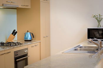 Apartments @ Glen Waverley - Accommodation Noosa 10