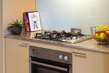 Apartments @ Glen Waverley - Accommodation Noosa 20