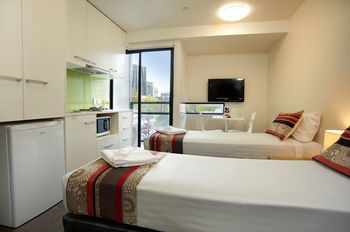 City Edge North Melbourne - Accommodation Noosa 4