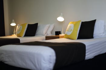 City Edge North Melbourne - Accommodation Noosa 7