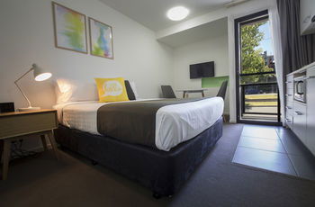 City Edge North Melbourne - Accommodation Noosa 16