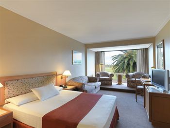 Bayview On The Park - Accommodation Noosa 10