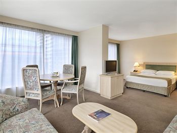 Bayview On The Park - Accommodation Noosa 11