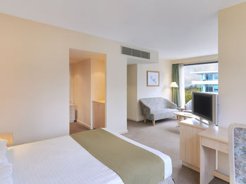 Bayview On The Park - Accommodation Noosa 25