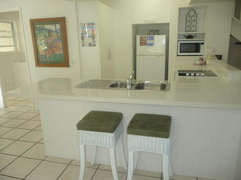Sunset Cove Noosa - Accommodation Noosa 0
