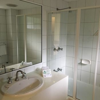 Eltham Gateway Hotel - Accommodation Noosa 1