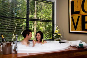 Amore On Buderim Luxury Rainforest Cabins - Accommodation Noosa 18