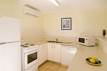 Beach Breakers Resort - Accommodation Noosa 6