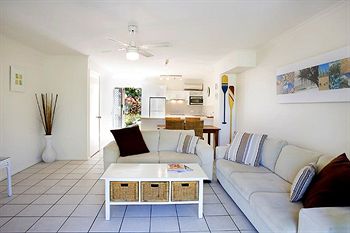 Beach Breakers Resort - Accommodation Noosa 9