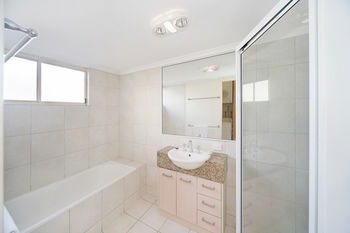 Surf Dance - Accommodation Noosa 17
