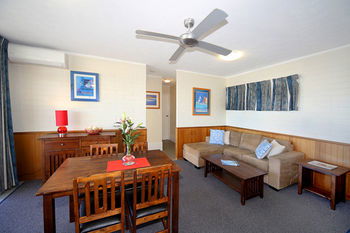 Surf Dance - Accommodation Noosa 38