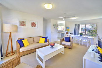 Surf Dance - Accommodation Noosa 42