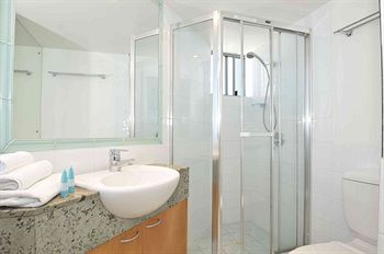 Malibu Mooloolaba - Accommodation Noosa 2
