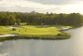 Noosa Springs Golf Resort & Spa - Accommodation Noosa 11