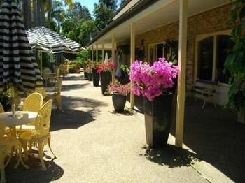 The Falls - Accommodation Noosa 20