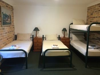 The Falls - Accommodation Noosa 21