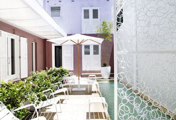 Medusa Boutique Hotel - Accommodation Noosa 8