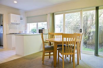 Lamplighter Motel - Accommodation Noosa 1