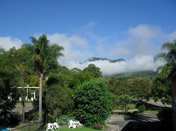 Bucketts Way Motel And Restaurant - Accommodation Noosa 4