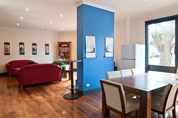 Lily Sands Inn - Accommodation Noosa 9