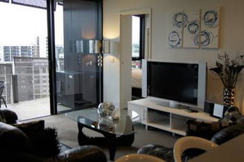 Docklands Executive Apartments - Accommodation Noosa 6