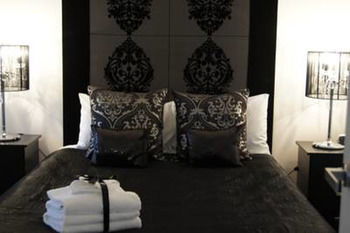 Docklands Executive Apartments - Accommodation Noosa 12