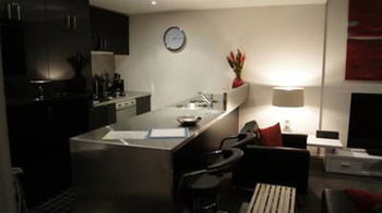 Docklands Executive Apartments - Accommodation Noosa 29