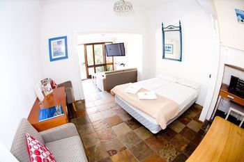 Manly Oceanside - Accommodation Noosa 6