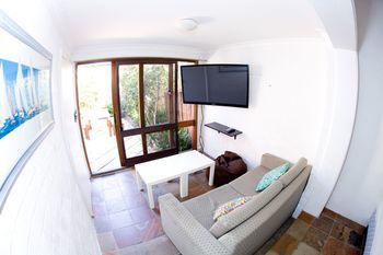 Manly Oceanside - Accommodation Noosa 16