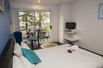 Manly Oceanside - Accommodation Noosa 29