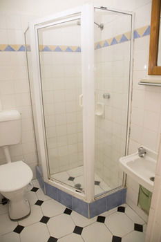 Manly Oceanside - Accommodation Noosa 34