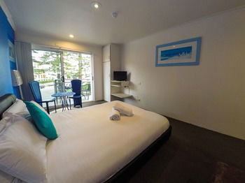 Manly Oceanside - Accommodation Noosa 83