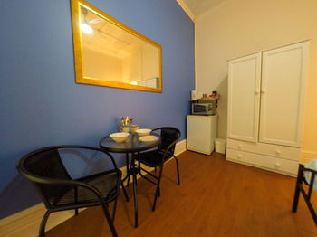 Manly Oceanside - Accommodation Noosa 92