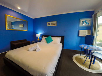Manly Oceanside - Accommodation Noosa 97