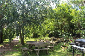 Storey Grange - Accommodation Noosa 7