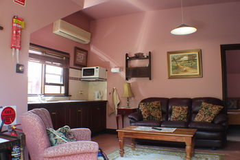 Storey Grange - Accommodation Noosa 29