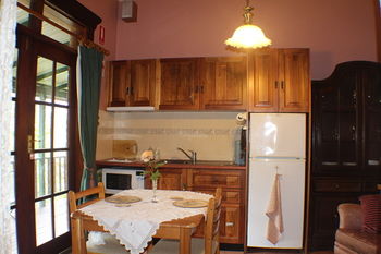 Storey Grange - Accommodation Noosa 35