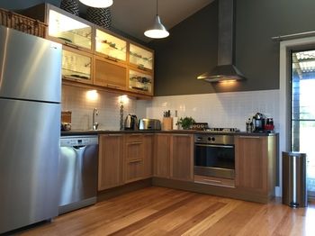 Lilies Luxury Retreats - Accommodation Noosa 18