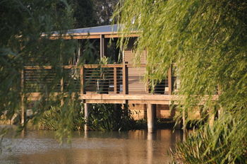 Lilies Luxury Retreats - Accommodation Noosa 25