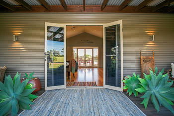 Lilies Luxury Retreats - Accommodation Noosa 29