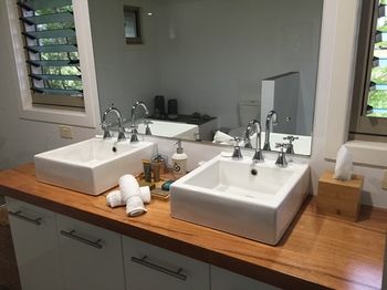 Lilies Luxury Retreats - Accommodation Noosa 47