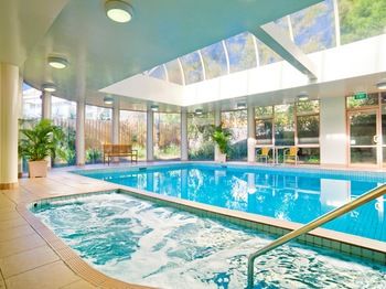 Kimberley Gardens Hotel & Serviced Apartments - Accommodation Noosa 3