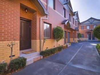 Kimberley Gardens Hotel & Serviced Apartments - Accommodation Noosa 15