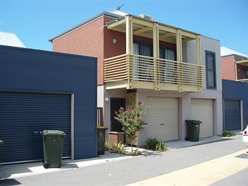 Harbourside Terraces - Accommodation Noosa 0