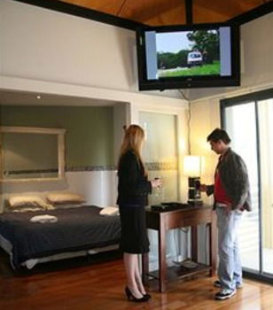 Harbourside Terraces - Accommodation Noosa 13