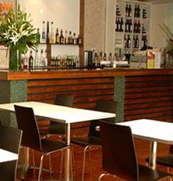 The Downing Hostel - Accommodation Noosa 6