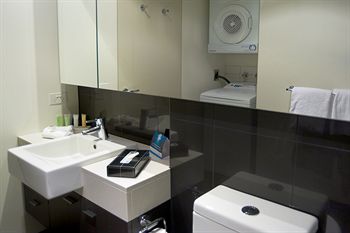 Amity South Yarra Apartments - Accommodation Noosa 7