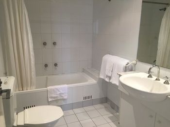 AEA The Coogee View Serviced Apartments - Accommodation Noosa 3