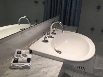 AEA The Coogee View Serviced Apartments - Accommodation Noosa 5